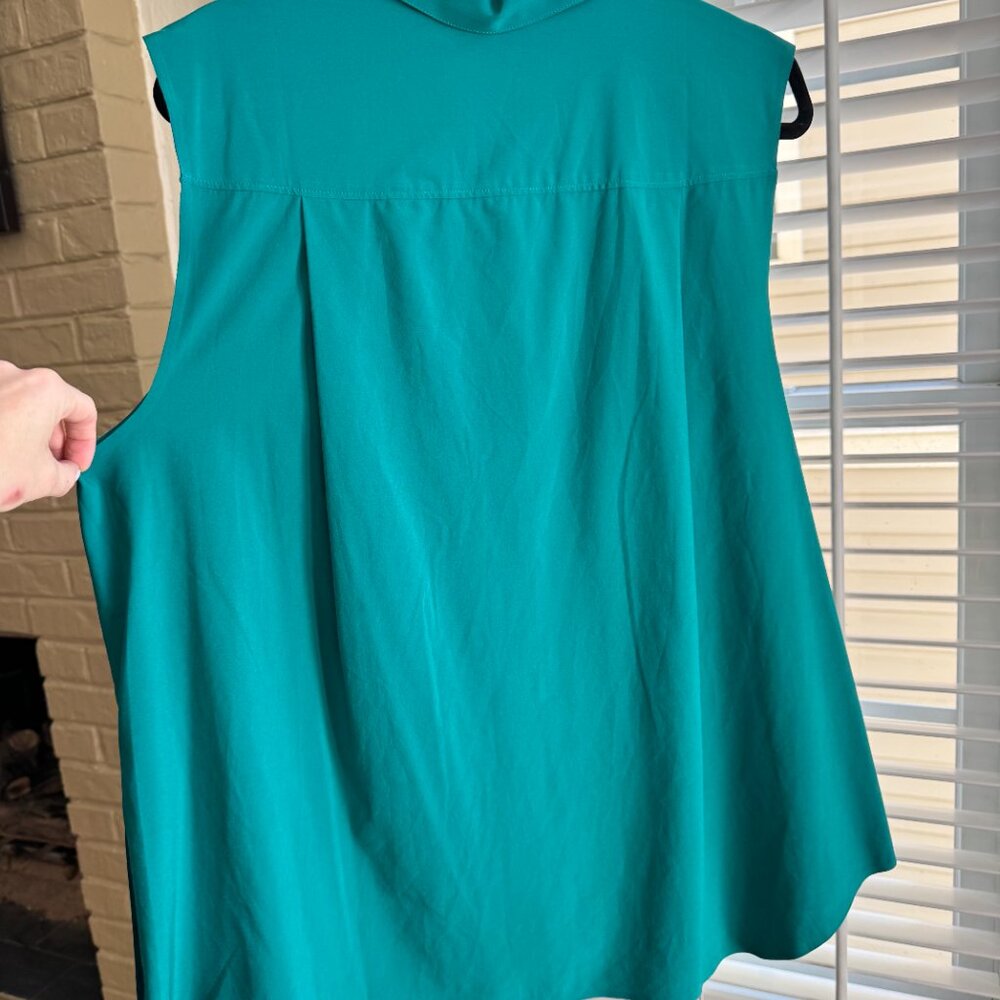 Athleta Performance Collared Button-Down Tank - image 3